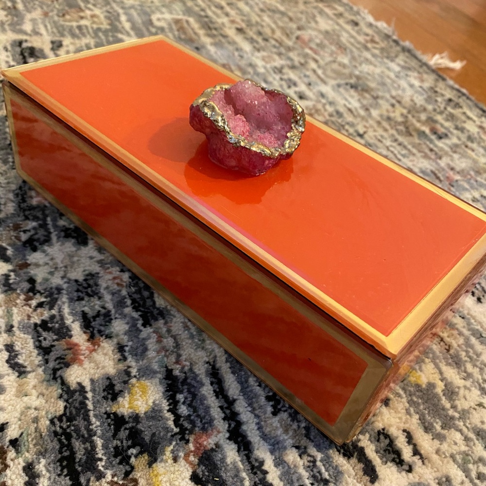Jewelry holder/ keep all